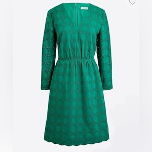 V-neck 3/4 Sleeve dress size 6